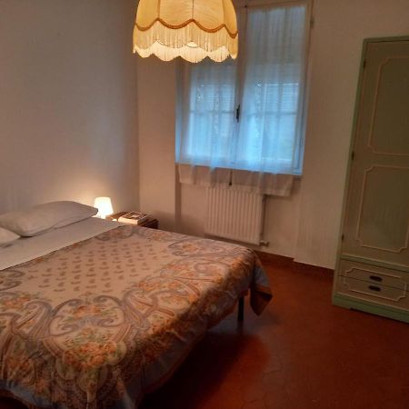 Casa Vacanza Villa Patrizia Follo Alto Esterno foto
