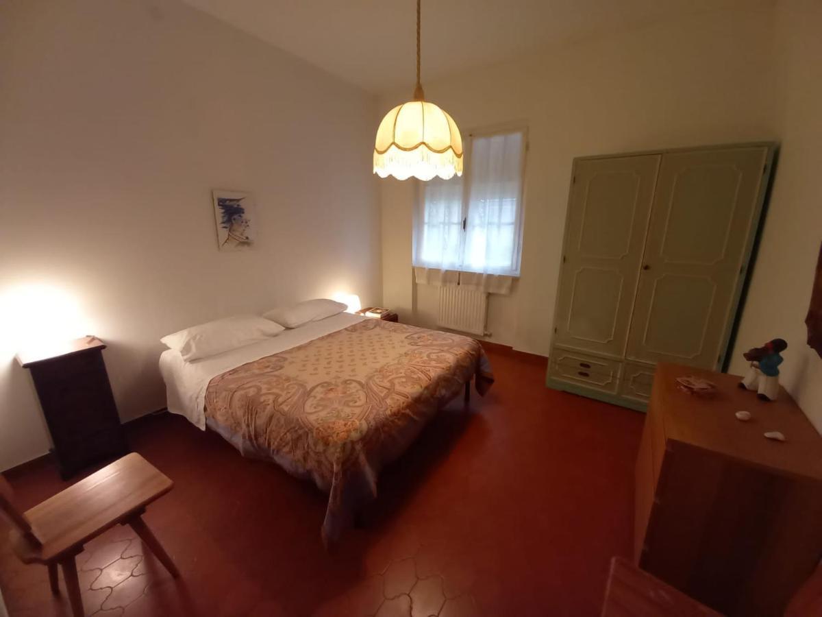 Casa Vacanza Villa Patrizia Follo Alto Esterno foto